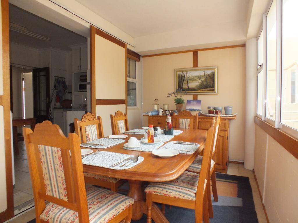 Napthali Lodge Simonʼs Town Exteriör bild