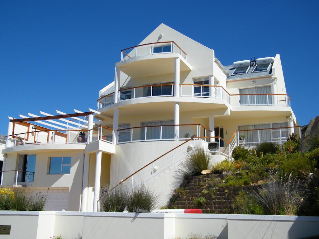 Napthali Lodge Simonʼs Town Exteriör bild