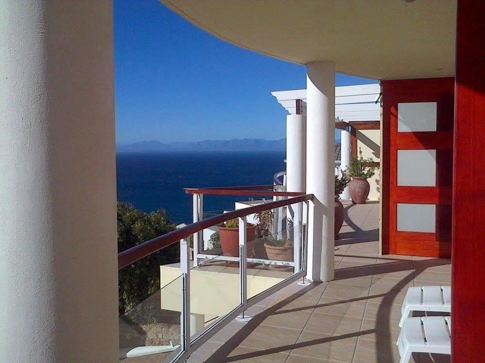 Napthali Lodge Simonʼs Town Exteriör bild